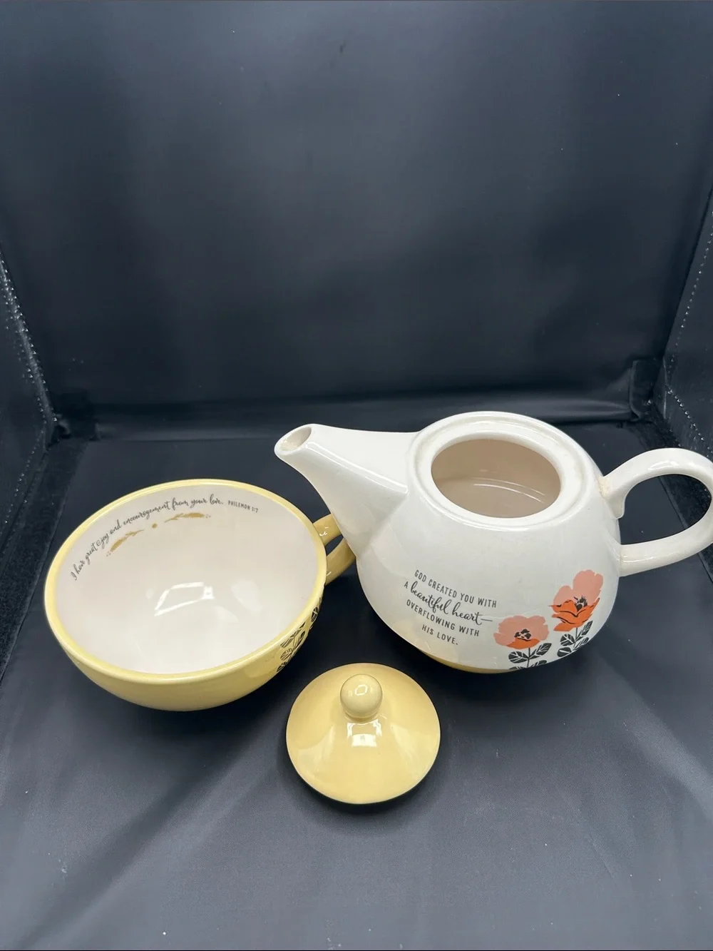 EUC DaySpring Tea for One Set Teapot & Cup Philemon 1:7 Yellow Floral